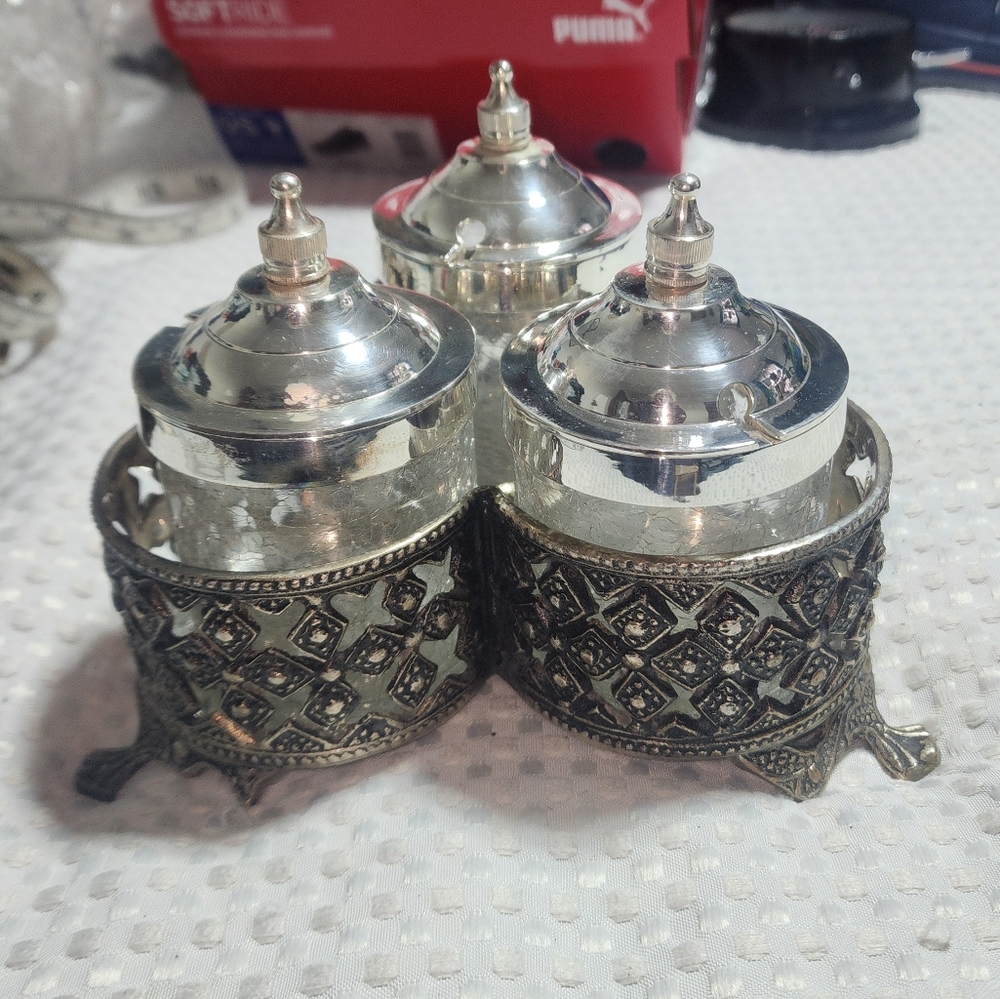 VINTAGE SILVER PLATE SERVER  NOS CRACKLED GLASS JAR & LID CONDIMENTS SERVING SET
